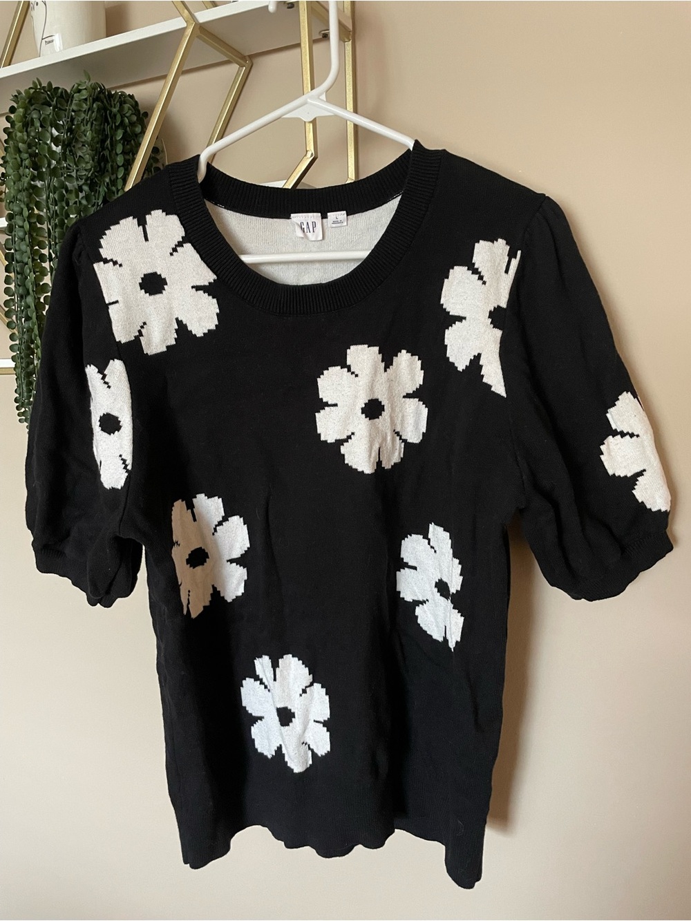 GAP puff sleeve sweater
